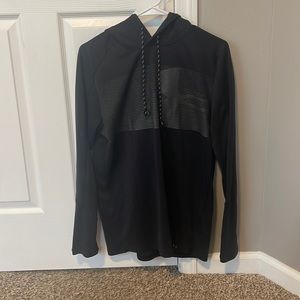 Black Men’s Under Armour Light Hoodie